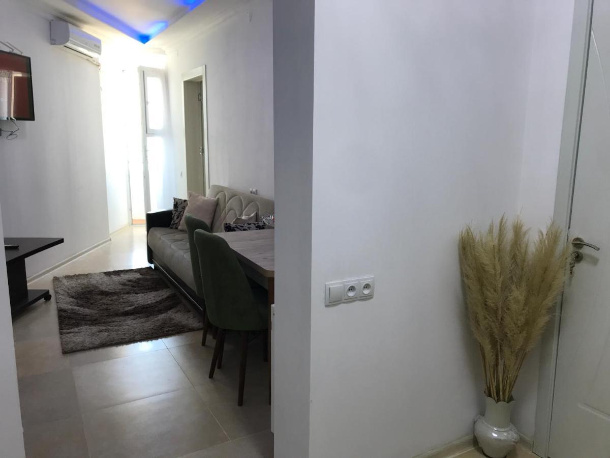 Apartment By The Sea Batumi Exterior photo