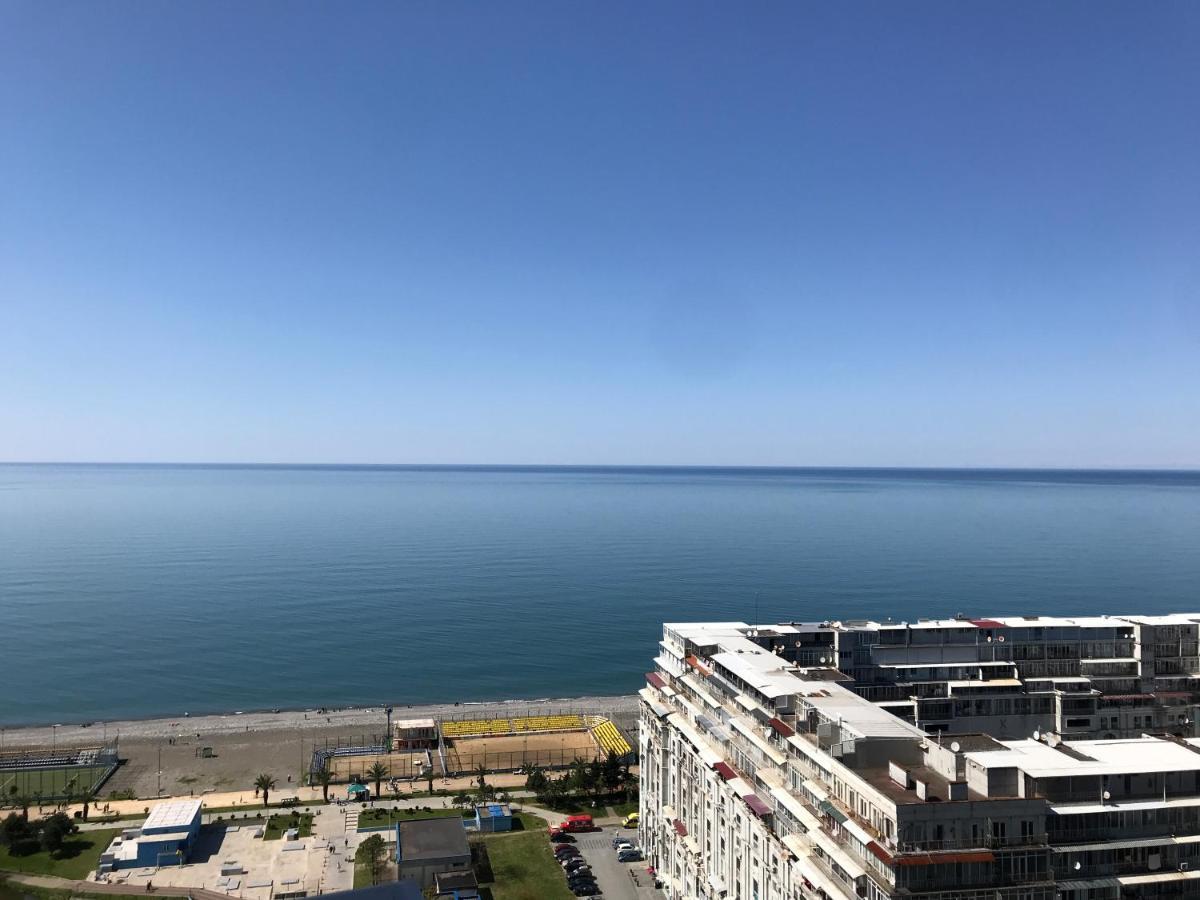 Apartment By The Sea Batumi Exterior photo